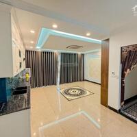 Lô góc nở hậu mặt phố Khuất Duy Tiến 9 tầng 105m2 đủ PCCC, hoàn công thông sàn, thang máy cho thuê 200tr