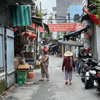 Chào Bán Nhà 3 Tầng, 5 Phòng Ngủ, Kiệt Ô Tô 4,5M Hoàng Diệu, Gần Chợ Mới, Giá Đầu Tư