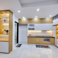 Bán Nhà Riêng Tại Mễ Trì Hạ, Giá Thỏa Thuận, 34M2, 4 Phòng Ngủ 4 Vệ Sinh Pháp Lý Đầy Đủ