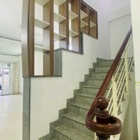 CHO THUÊ NHÀ 2 LẦU KDC HƯNG PHÚ SẴN MÁY LẠNH