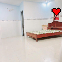 Mặt Tiền Đường 41 - Bình Trưng Đông - Q2 - Nở Hậu