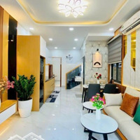 Chính Chủ Cần Bán Gấp Nhà Phó Đức Chính, Quận 1. Giá Tốt. Diện Tích: 5.3M X 15M. Sổ Hồng Riêng