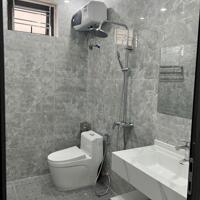 Nhà 4 tầng mới xậy xong ở Trại Lẻ, Lê Chân, Hải Phòng.