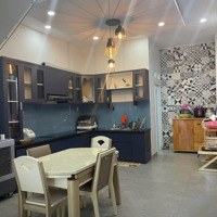 Bán Nhà 1 Triệuệt 2Lầu Tum Đường Số 8, Hiệp Bình Phước, Thủ Đức, 7,3Tỷ, Diện Tích: 81M2(4,5 X18M).