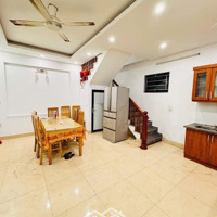 Cực Hiếm , Tìm Đâu Ra , Đông Ngạc Gần Chợ Kẻ Vẽ , 30 M2 , Nhà Đẹp , Giá Cực Êm : 5.2 Tỷ