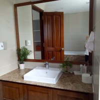 Chính Chủ Cần Cho Thuê Căn Hộ 2 Phòng Ngủ 2 Vệ Sinh 80M2 Tại Sky Center, 14 Triệu, Tân Bình, Hcm
