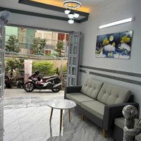 Nhà Sổ Riêng Đsh - 3 Tầng - Hẻm Xe Hơi 8M