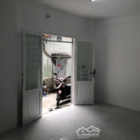 Bán Gấp Nhà Riêng 2 Phòng Ngủ 1 Vệ Sinh 31,5M2 Tại Thạnh Lộc, Quận 12, Hcm, Thạnh Lộc, Quận 12, Hcm, 2,3 Tỷ