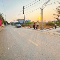 Chính Chủ Cần Bán Mảnh Đất Lô Góc Đối Diện Cổng Trường Đại Học Quốc Gia
