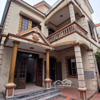 Bán Đất Tặng Nhà Biệt Thự Sân Vườn Ngõ 209 Phú Thượngdiện Tích150M2, Giá: 15.5 Tỷ