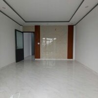 CHÍNH CHỦ VỀ QUÊ BÁN GẤP NHÀ 2 LẦU GIÁP PHƯỜNG TÂN PHONG