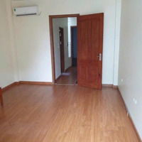 Cần Cho Thuê Nhà Mặt Ngõ Ô Tô Tránh Nhau Ngõ 190 Hoàng Quốc Việt.diện Tích50M2 X 5T. Giá 23 Triệu/Th