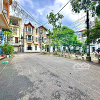 Tôi Cần Bán Gấp Nhà 5 Tầng Diện Tích 30M2 Ô Tô Tải Cách 20M Tại La Khê Hà Đông