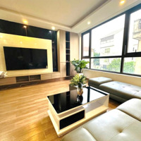 Mặt Phố Đ.nguyễn Trung, Q Hoàn Kiếm, Lô Góc , Hai Mặt Phố. 227 Tỷ, 200M2 Hot,