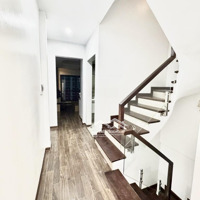 Bán Nhà Mặt Phố Quan Hoa, Quận Cầu Giấy, Nhà Dân Xây 6 Tầng, Lô Góc ,Mặt Tiền5,1M, 38M2, Giá Bán 18,4 Tỷ