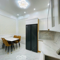 Bán Gấp Nhà Lĩnh Nam, 35M, Nhà Dân Xây, 5,2 Tỷ, Sổ Đỏ Vuông Vắn