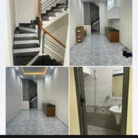 Cho Thuê Nhà Đường Nguyễn Tiểu La, Q. 10, 3X10, 1 Trệt + 2 Lầu + Sân Thượng, Giá: 15 Triệu, 0963833378