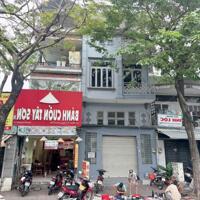 Bán nhà Mặt tiền 134 Phạm Văn Đồng, P.3, Gò Vấp: 5 x 10, giá 11,5 tỷ.