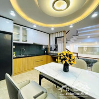 Bán Nhà Thạch Thị Thanh, Tân Định Q1.Diện Tích91,5M2 Giá Bán 4Tỷ550 Gần Trường Đuốc Sống. Đang Cho Thuê 40 Triệu