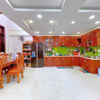 Mặt Tiền Trục Thống Nhất,Ngang - 90M2 - 4Tầng - 4 Phòng Ngủ- Thang Máy - Tặng Full Nội Thất - Giá Bán 13.5 Tỷ