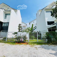Bán Lô Đất Biệt Thự Đường Diệp Minh Tuyền, Đối Diện Bờ Sông Kdc Gia Hòa-Gần Global. 200M2 Ngang 10
