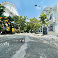 Bán Lô Đất Biệt Thự Đường Diệp Minh Tuyền, Đối Diện Bờ Sông Kdc Gia Hòa-Gần Global. 200M2 Ngang 10