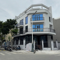 Cho Thuê Biệt Thự Căn Góc 10X20 Ngay Ngã Tư, Nhà Mới Tinh Chưa Qua Sử Dụng, Căn Hiếm Giá Tốt