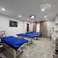 Bán Toà Nhà Văn Phòng Phố Hoàng Cầu, Kinh Doanh, Thông Sàn, Vị Trí Đẹp. Giá Bán 38.3 Tỷ