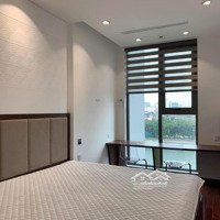 Cần Bán Căn Hộ Đẹp Nhất Tại Quận Ba Đình, 124M2, 3 Phòng Ngủ Sát Hồ Thành Công