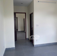 Cho Thuê Nhà Gigamall Hiệp Bình Chánh Thủ Đức Diện Tích: 10M X 20M
1T3L 5 Phòng Ngủ 4 Vệ Sinhkhu Bên Sông Hbc