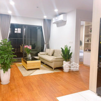 Nhượng Lại Căn Hộ 2 Phòng Ngủ Toà I4, Tầng Trung, Căn Góc 2 Mặt Thoáng, View Hồ Giá Bán 3.5 Tỷ Bao Phí Full Nt