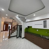 Bán Nhà 40M2 Giá Bán 2Tỷ800 Ô Tô Cạnh Nhà, Gần Ubnd, Pháp Lý Chuẩn Thiết Kế Hiện Đại Xây Dựng Tốt