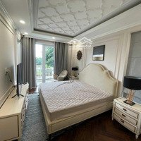 Cần Bán 1 Nhà Góc 2Mt Shophouse Nội Thất 17,5Tỷ, 1 Căn Biệt Thự Song Lập Park Riverside Tp. Thủ Đức