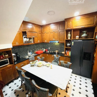 **Bán Nhàhẽm Xe Hơikhu Bàu Cát ** P 14,Tân Bình ** 4 X 17 - 10 Tỷ