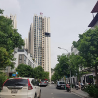 Biệt Thựhẽm Xe Hơi8M Huỳnh Văn Bánh, P. 12, Quận Phú Nhuận. Diện Tích: 9M X 19.5M, 4 Tầng. Giá: 33 Tỷ