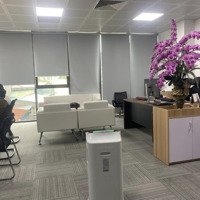 Bán Nhà Mặt Phố Hoàng Quốc Việt, Q Cầu Giấy.diện Tích205M X 6 Tầng,Mặt Tiền6,5M. Giá Bán 86 Tỷcó Thương Lượngtốt.