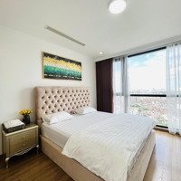 Cần Cho Thuê Gấp Căn Hộ Royal City. 105M2 2 Phòng Ngủ Đồ Cơ Bản Gắn Tường. Giá Chỉ 16 Triệu/Tháng