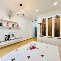 Bán Nhà 1 Trệt 2 Lầu Nội Thất Đầy Đủ Gần Sân Bay Tân Sơn Nhất Giá Bán 4.86 Tỷ Tl