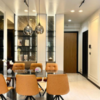 Định Cư: Nhượng Lại Căn Hộ De-La-Sol Của Capital Land, 84M2; 2 Phòng Ngủ Tặng Full Nội Thất Xịn; Nhỉnh 7Tỷ