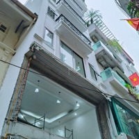 Bán Nhà Trần Quốc Hoàn 51M2X7T Tầng Thang Máy Gara Ô Tô Tránh Full Nội Thất Cao Cấp. Giá Bán 22 Tỷ