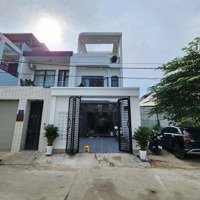 Nhà Lệch Tầng: 4Tỷ800_92M2 Nhà Đúc 3 Tấm Full Nội Thất Có Phòng Ngủ Dưới Kdc Gần Vòng Xoay An Phú