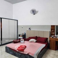 Bán Nhà 130M2 Ngay Trung Tâm Xã Phước Đồng Giá Rẻ Chỉ 2Tỷ390
