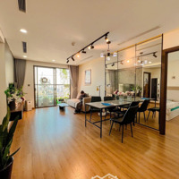 96M - 3 Ngủ Góc Tại Rose Town - Đã Có Slot Ô Tô. Giá Chỉ 5.6X Tỷ. Liên Hệ: 082 6465 929