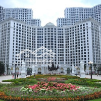 Bãn Căn Hộ R4 Hướng Ban Công Đông Nam - Tầng Đẹp. View Quảng Trường - 0973049966