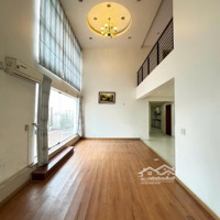 Bán Penthouse Sky Garden - View Đẹp, Sân Vườn Rộng. Căn 4 Phòng Ngủ Nội Thât Cơ Bản, Giá Bán 14.7 Tỷ