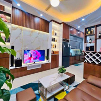 Bán Nhà Tập Thể Phương Mai, Đống Đa, 55M2, Ô Tô Đỗ Cửa, Nhà Đẹp, Ở Ngay, Gần Bv Bạch Mai