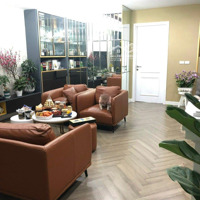 Bán Căn Hộ M3 - M4 Nguyễn Chí Thanh - 114M2, 3 Phòng Ngủ 2 Vs. Nội Thất Đầy Đủ
