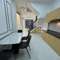 Bán Nhà 2 Lầu Tuyệt Đẹp Phong Cách Cổ Điển Châu Âuhẽm Xe Hơinguyễn Thái Sơn P1, Dt: 3.5X14M