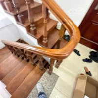 Đê La Thành, Đống Đa.diện Tích28M2 X 6 Tầng,Mặt Tiền5M, Giá Bán 12,9 Tỷ. Mặt Phố, Kinh Doanh.