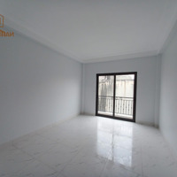 Bán Nhà Trung Tâm Phố Xốm 45M2X4 Tầngx 4 Phòng Ngủvuông Vắn, Xây Hiện Đại+ Cẩn Thận/ Ô Tô Tải Đỗ Cách 10M